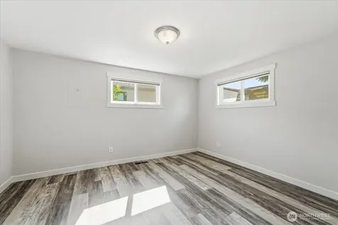 119 W Gibson Avenue Chelan WA 98816