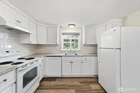 119 W Gibson Avenue Chelan WA 98816