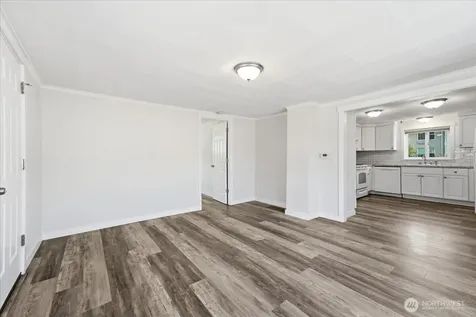 119 W Gibson Avenue Chelan WA 98816
