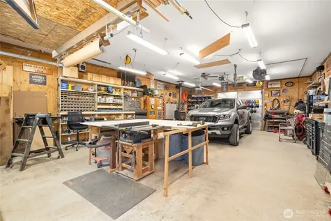 101 S 16th Street Elma WA 98541