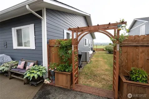101 S 16th Street Elma WA 98541