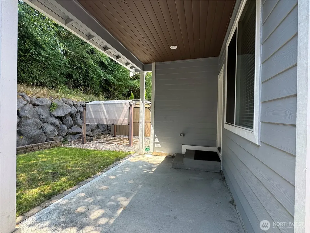 3910 Maritime Drive SW Bremerton WA 98312