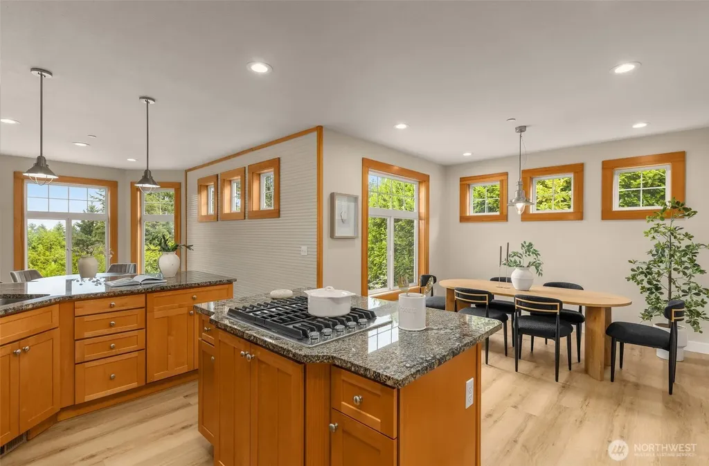 15110 SE 53rd Place Bellevue WA 98006