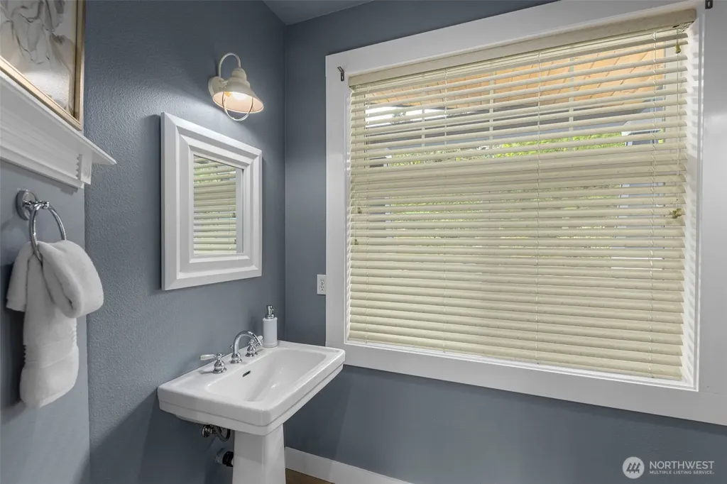 15110 SE 53rd Place Bellevue WA 98006