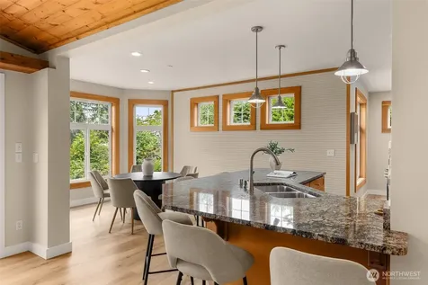15110 SE 53rd Place Bellevue WA 98006