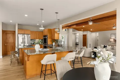 15110 SE 53rd Place Bellevue WA 98006