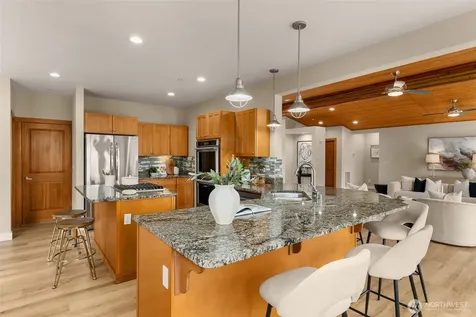 15110 SE 53rd Place Bellevue WA 98006