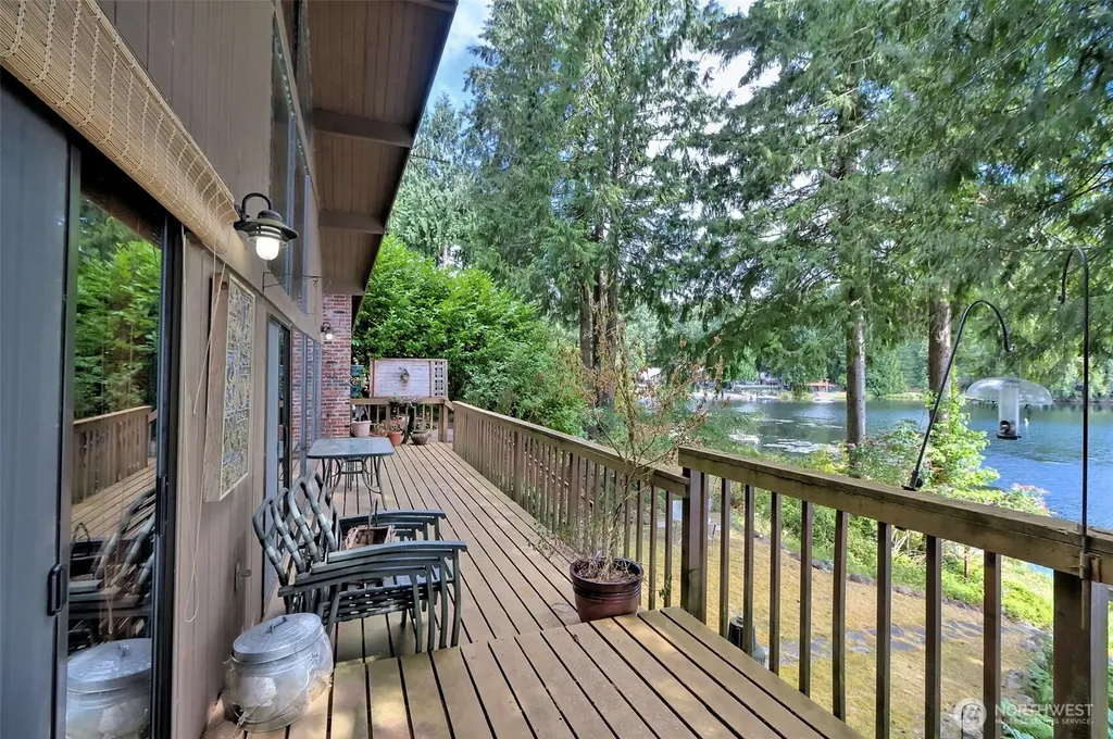 910 E St Andrews Drive Shelton WA 98584
