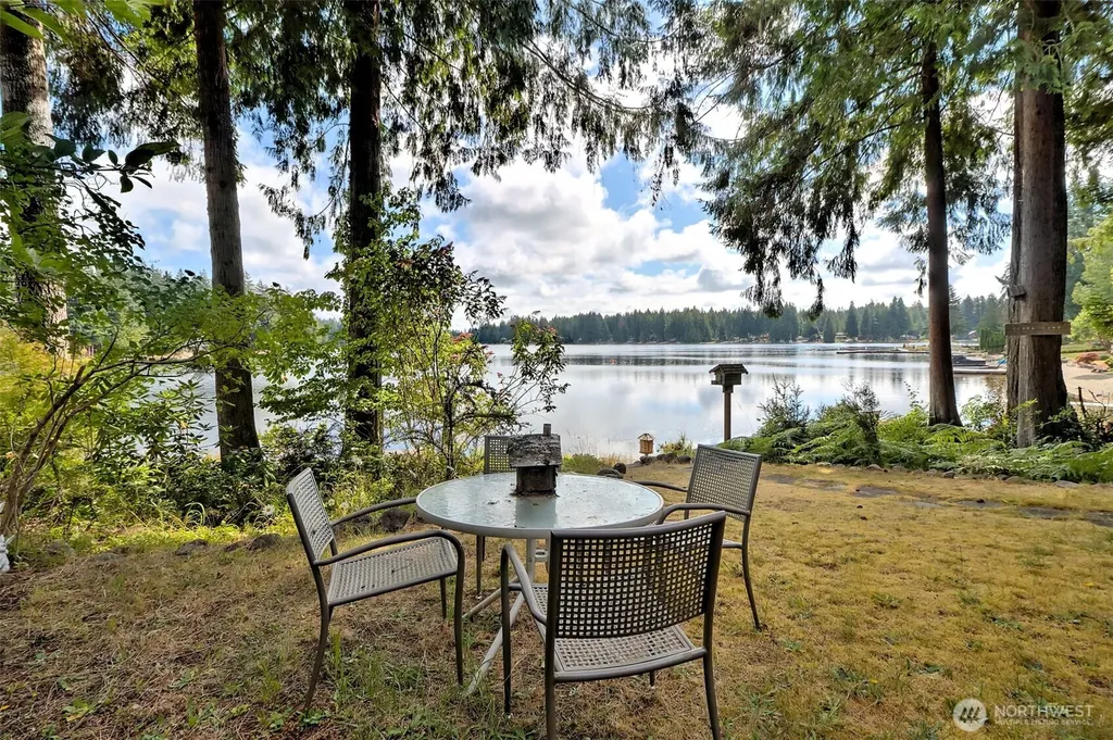 910 E St Andrews Drive Shelton WA 98584