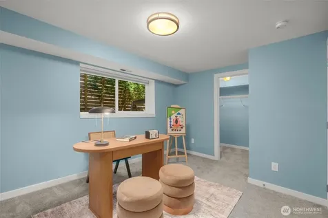 104 9th Lane Kirkland WA 98033