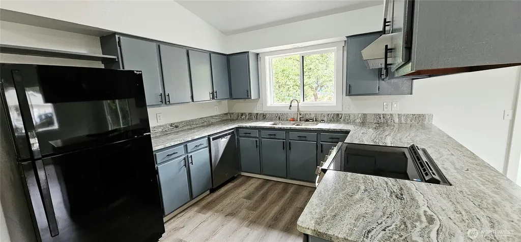 9050 Quinault Drive NE Olympia WA 98516