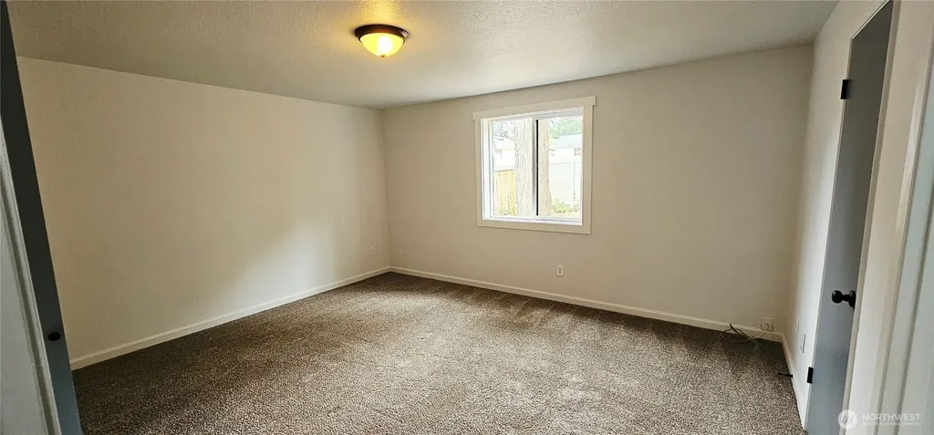 9050 Quinault Drive NE Olympia WA 98516