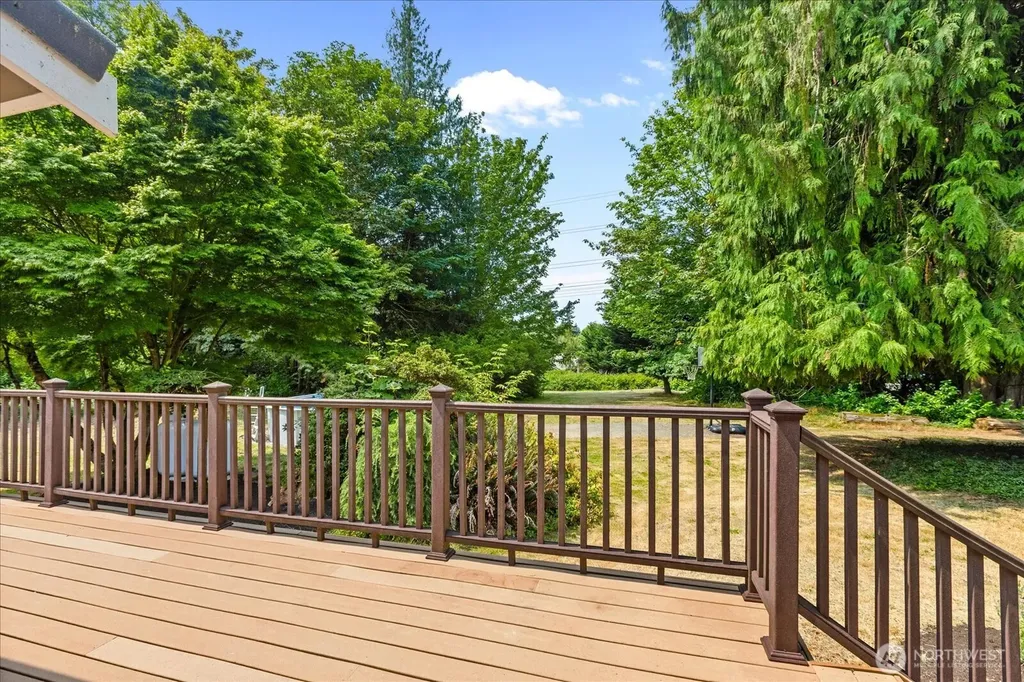8120 4th Street SE Lake Stevens WA 98258