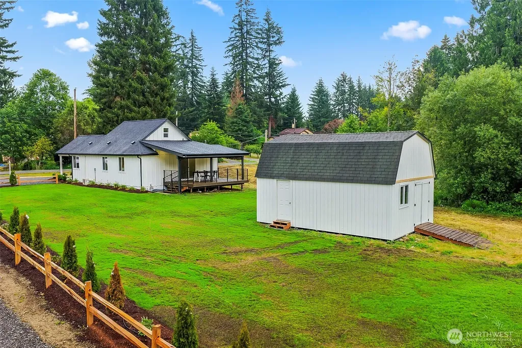 12816 2nd Street SE Lake Stevens WA 98258