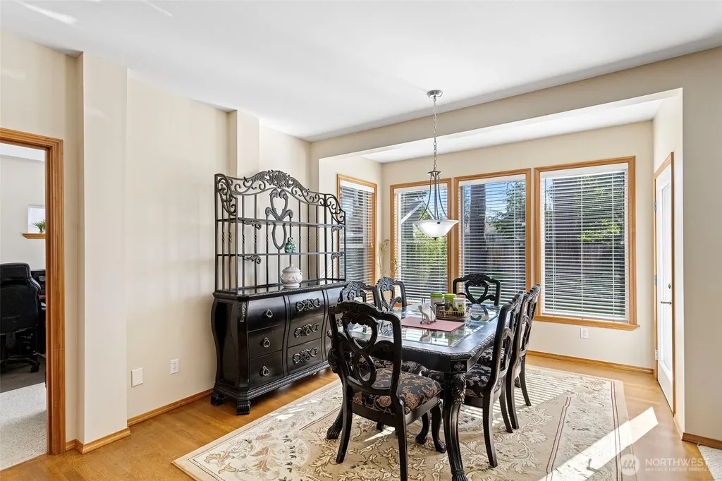 3904 172nd Street SW Lynnwood WA 98037