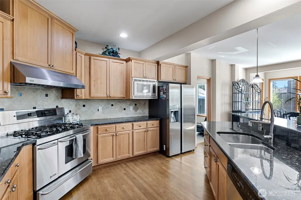 3904 172nd Street SW Lynnwood WA 98037