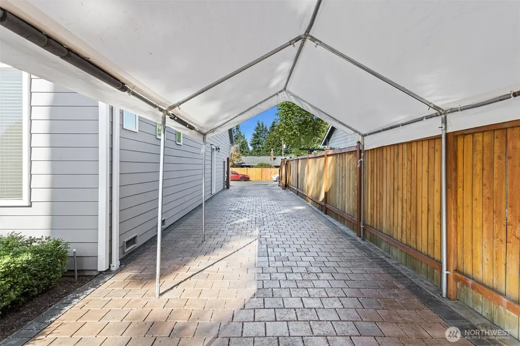 3904 172nd Street SW Lynnwood WA 98037