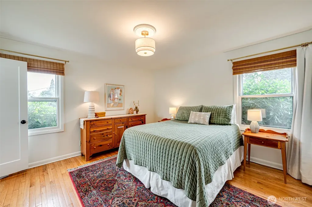 813 N 16th Avenue Kelso WA 98626