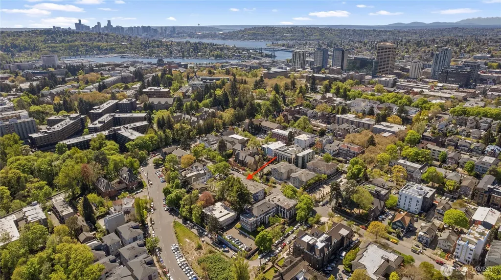 4626 21st Avenue NE Seattle WA 98105
