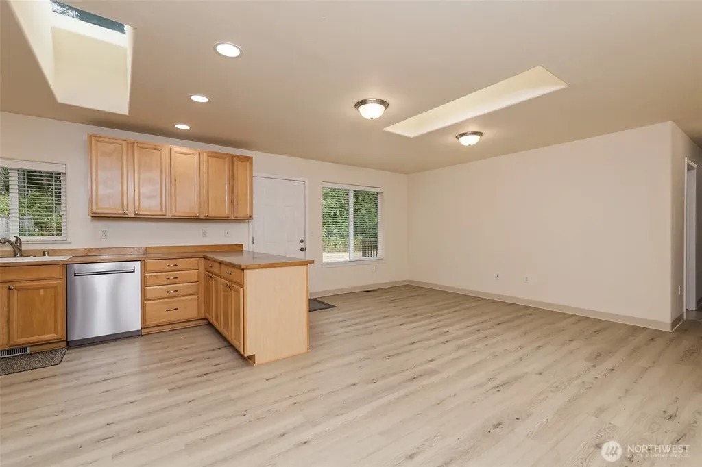 30 E Larch Place Shelton WA 98584