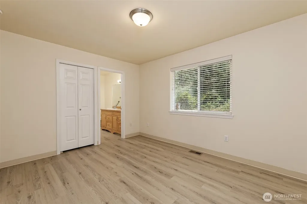 30 E Larch Place Shelton WA 98584