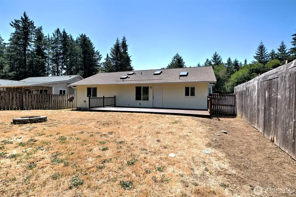 30 E Larch Place Shelton WA 98584
