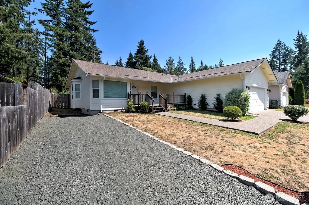 30 E Larch Place Shelton WA 98584