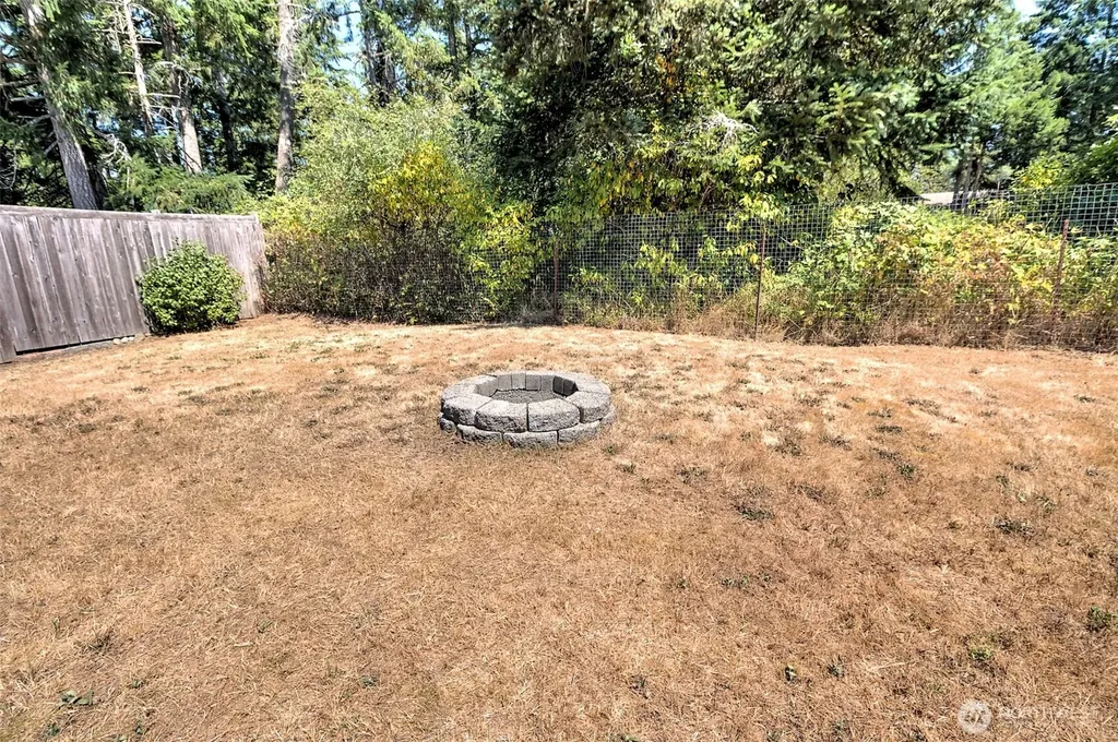 30 E Larch Place Shelton WA 98584