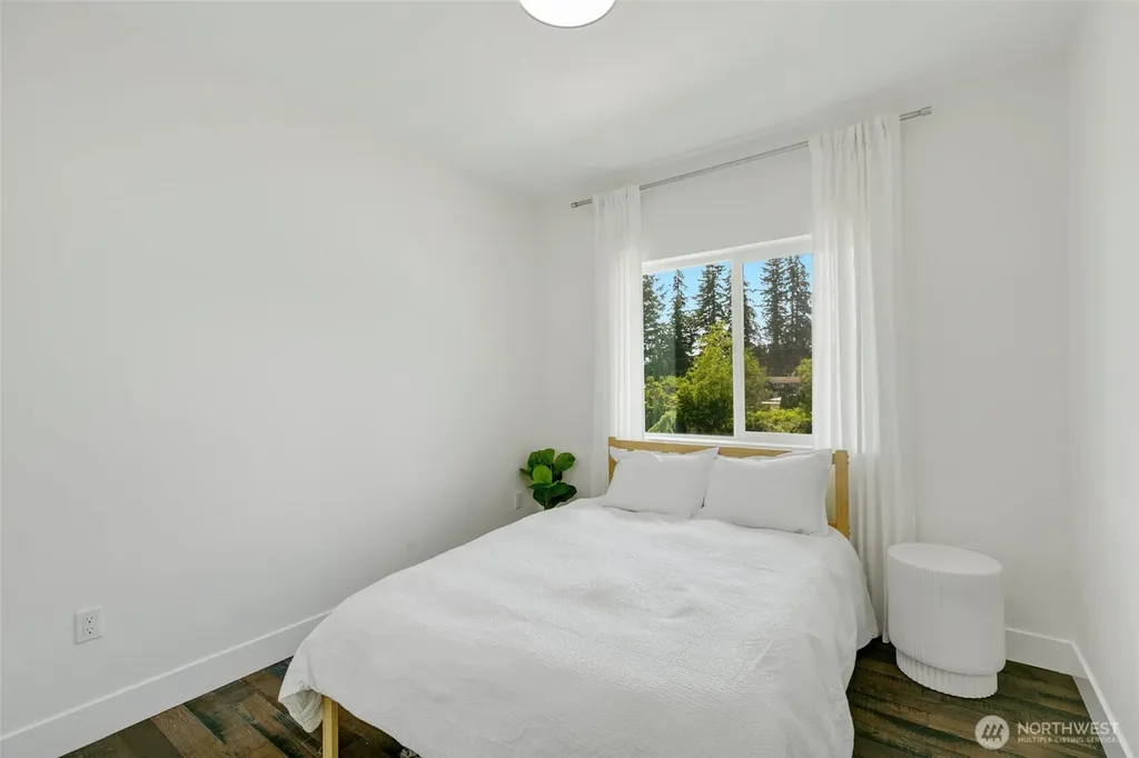 4608 223 Street SW Mountlake Terrace WA 98043