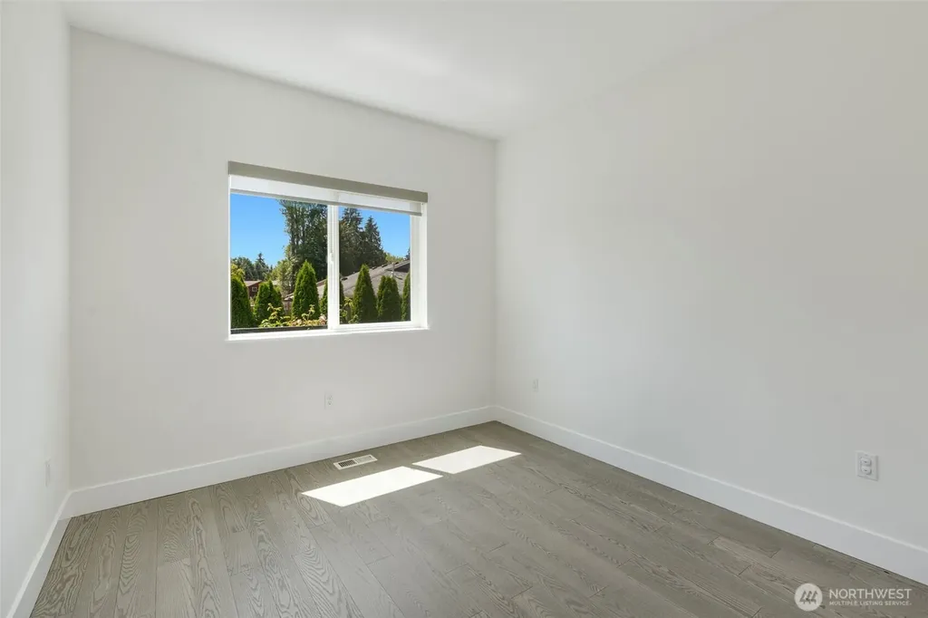 4608 223 Street SW Mountlake Terrace WA 98043