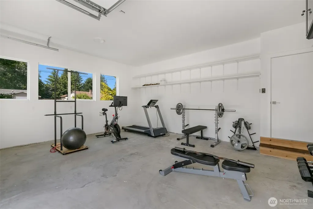 4608 223 Street SW Mountlake Terrace WA 98043