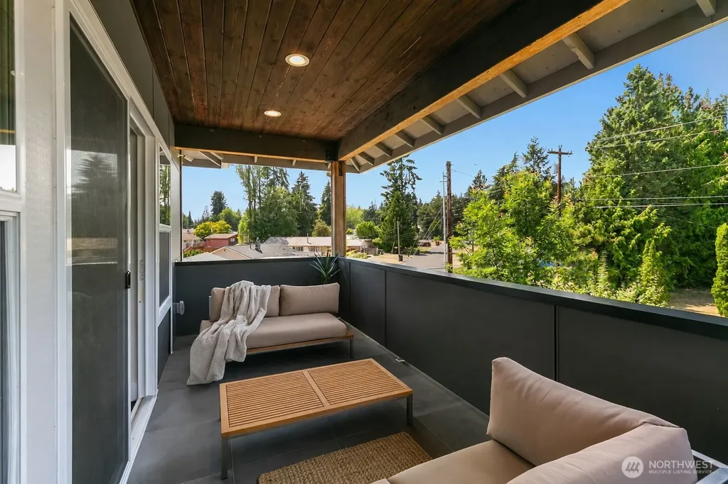 4608 223 Street SW Mountlake Terrace WA 98043