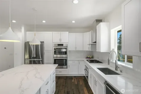 4608 223 Street SW Mountlake Terrace WA 98043