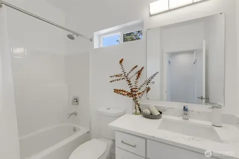 4608 223 Street SW Mountlake Terrace WA 98043