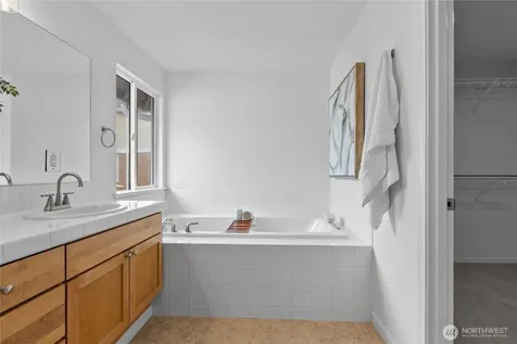 13350 NE 134th Place Kirkland WA 98034