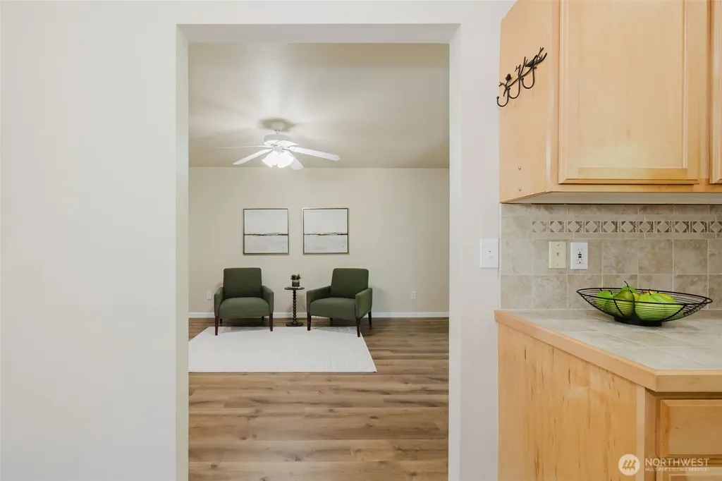 19741 12th Avenue NE Poulsbo WA 98370