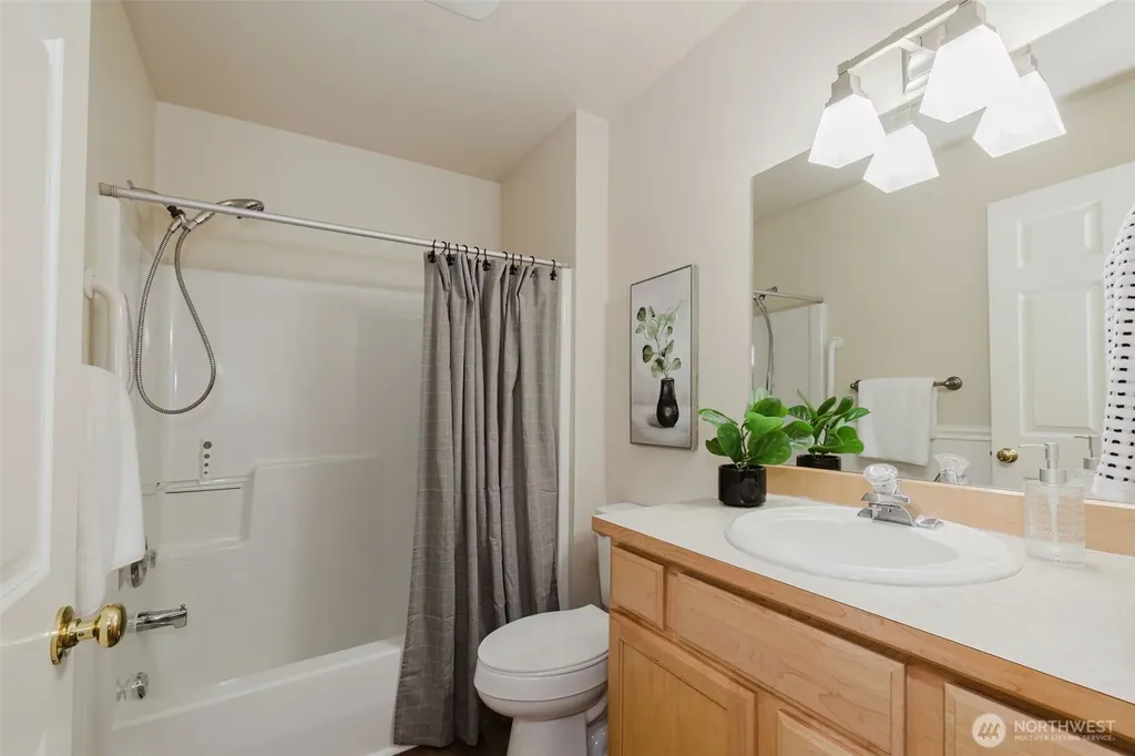 19741 12th Avenue NE Poulsbo WA 98370