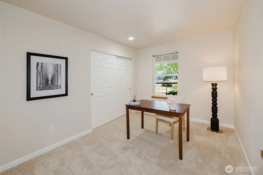 19741 12th Avenue NE Poulsbo WA 98370