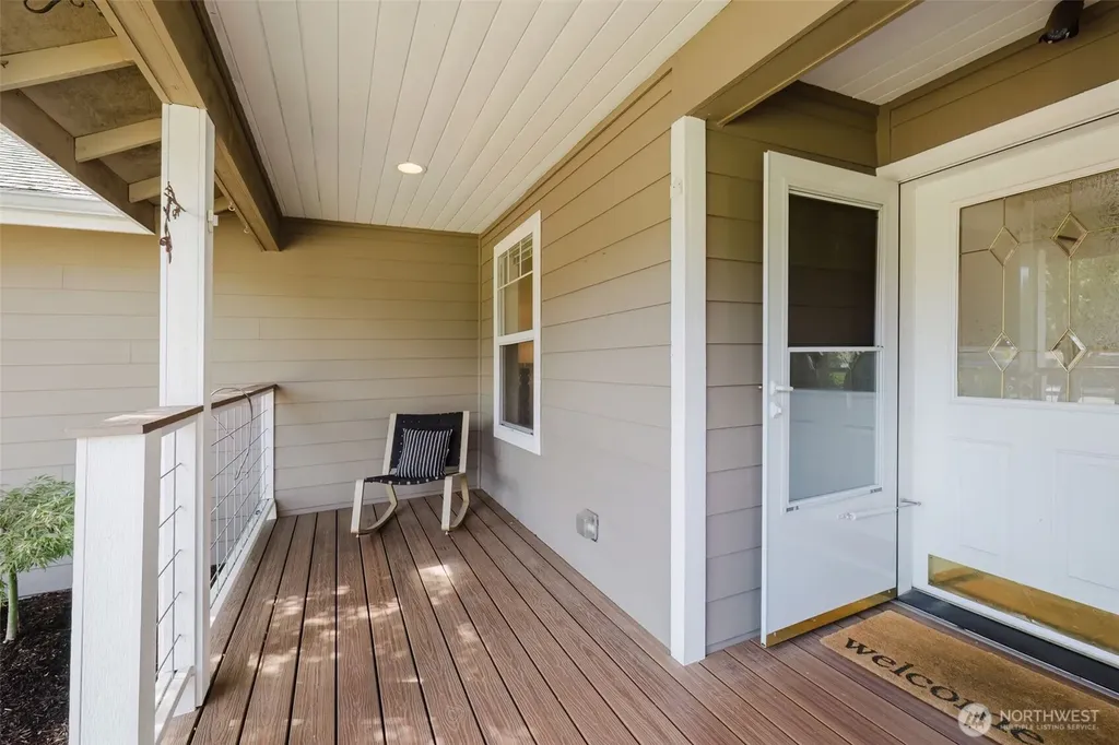19741 12th Avenue NE Poulsbo WA 98370