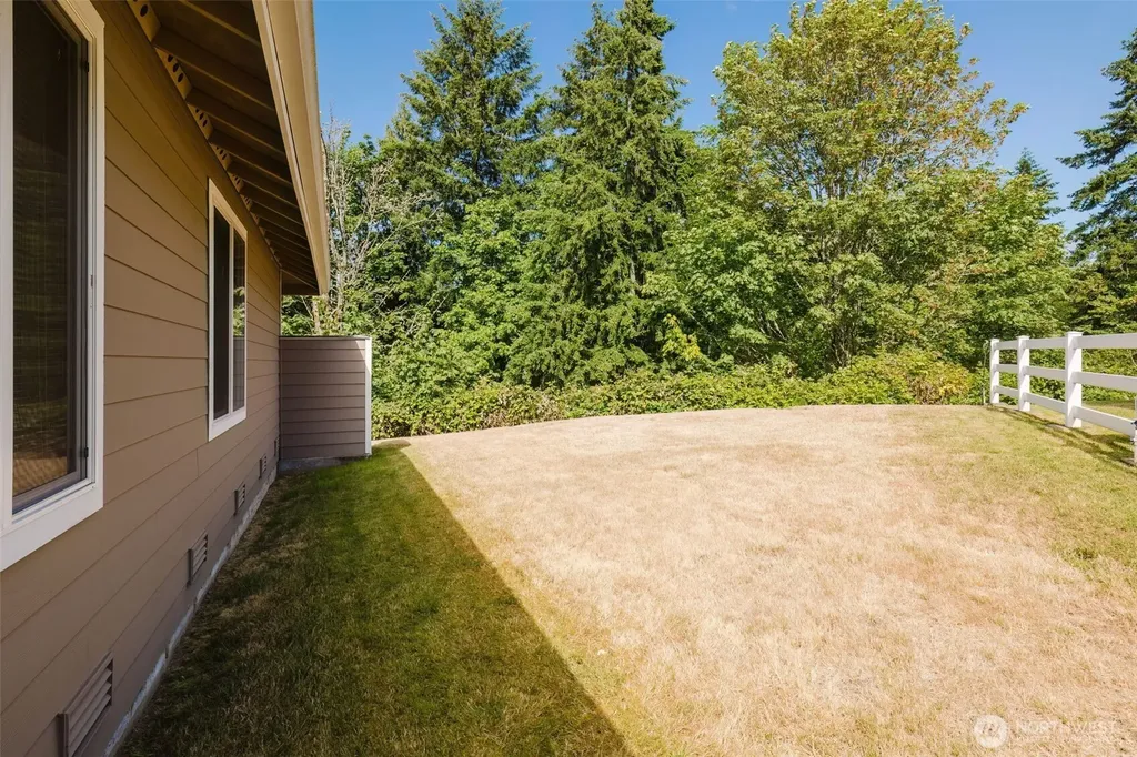 19741 12th Avenue NE Poulsbo WA 98370