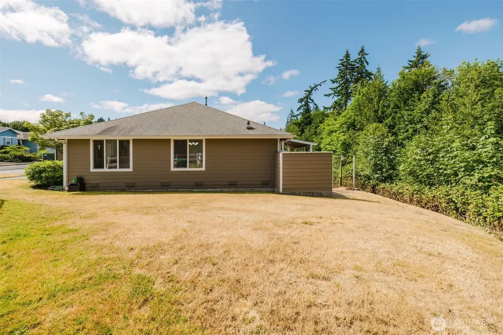 19741 12th Avenue NE Poulsbo WA 98370