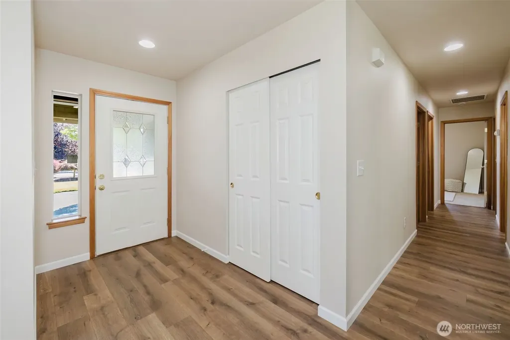 19741 12th Avenue NE Poulsbo WA 98370