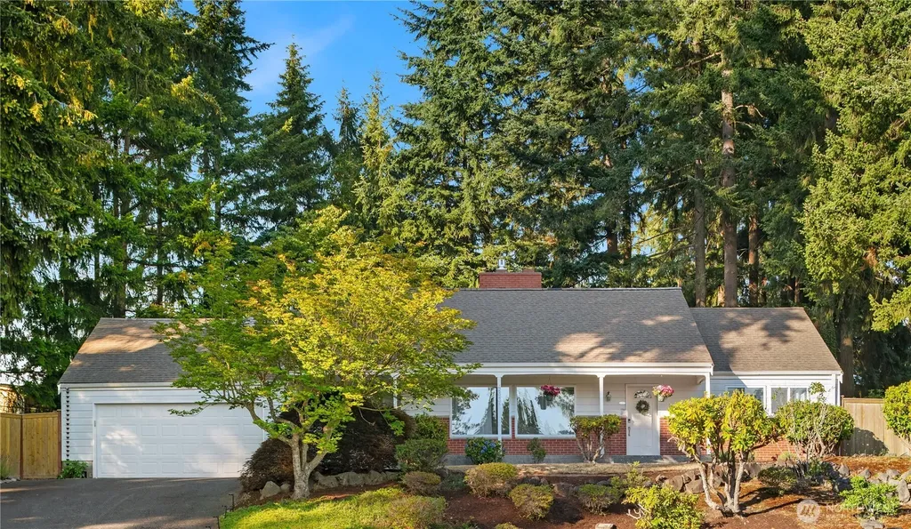 4301 72nd Avenue W University Place WA 98466