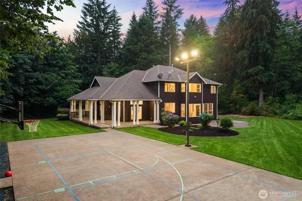 24984 SE 367th Way Enumclaw WA 98022