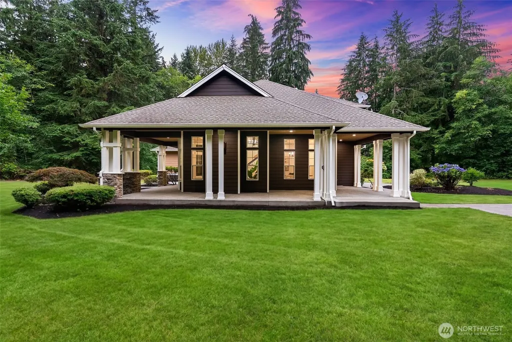 24984 SE 367th Way Enumclaw WA 98022