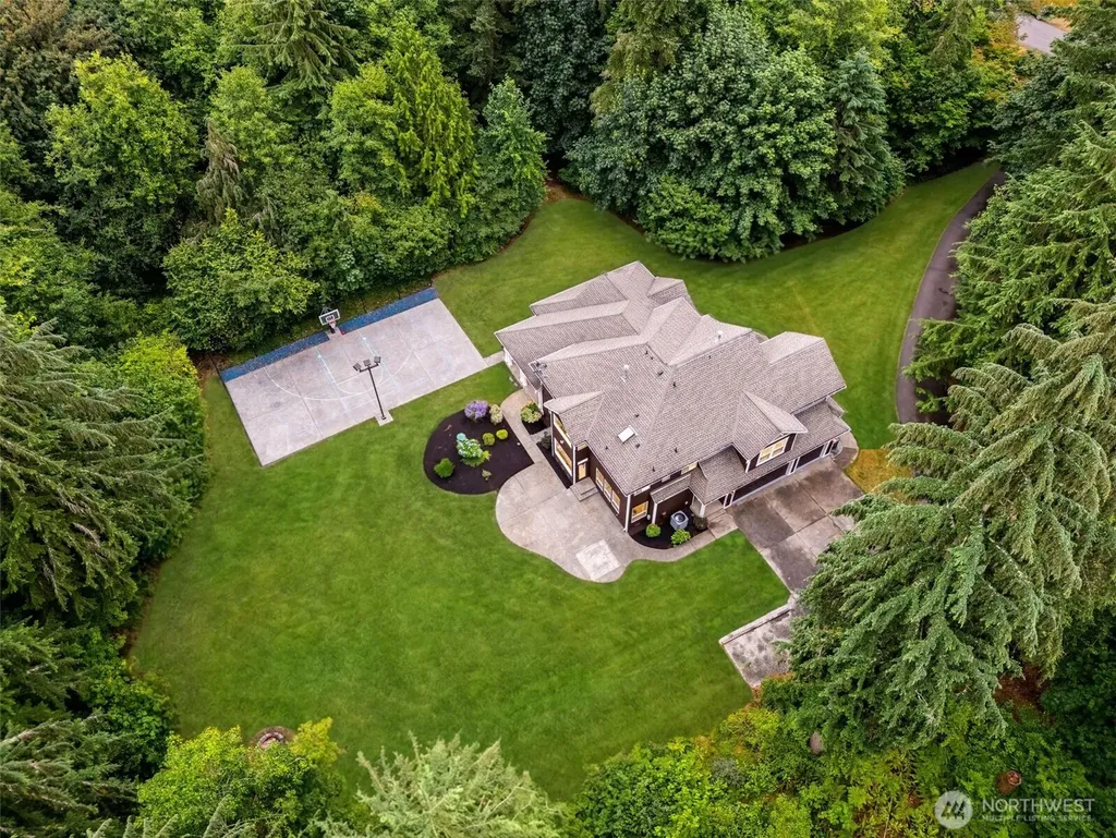 24984 SE 367th Way Enumclaw WA 98022