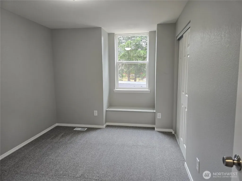 1911 154th Street Ct E Tacoma WA 98445