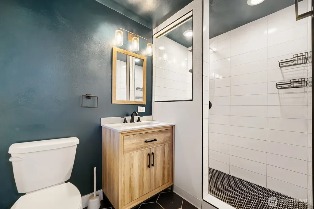 11502 93rd Avenue SW Lakewood WA 98498
