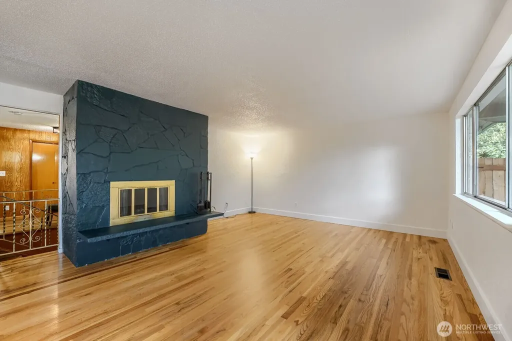 11502 93rd Avenue SW Lakewood WA 98498