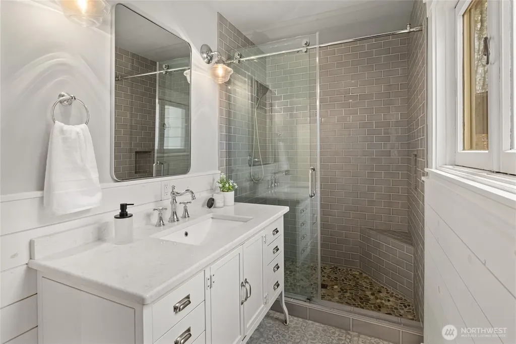 1371 Bettas Road Cle Elum WA 98926